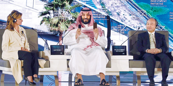  سمو ولي العهد خلال حديثه في جلسة نبض التغيير