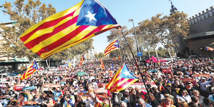  مظاهرات مؤيدة للانفصال في مدينة برشلونة بالرغم من تهديدات الحكومة الإسبانية