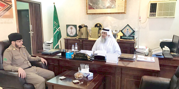  رئيس البلدية ورئيس قسم السلامة بمرور شقراء