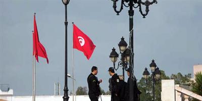 طعن شرطيين أمام البرلمان التونسي وتوقيف المهاجم 