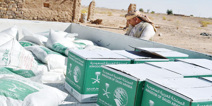  جانب من المساعدات السعودية المقدمة لنازحي محافظة صنعاء
