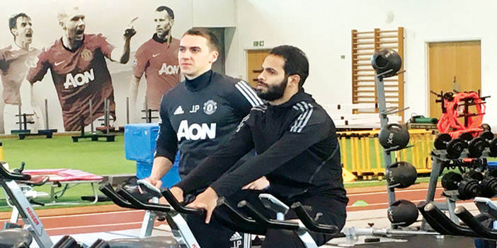  الفريدي خلال المعسكر الخارجي في نادي مانشستر يونايتد