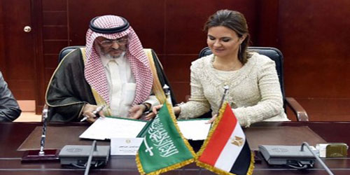 لجنة المنحة السعودية توقع اتفاقيتين مع مصر بقيمة 250 مليون جنيه 