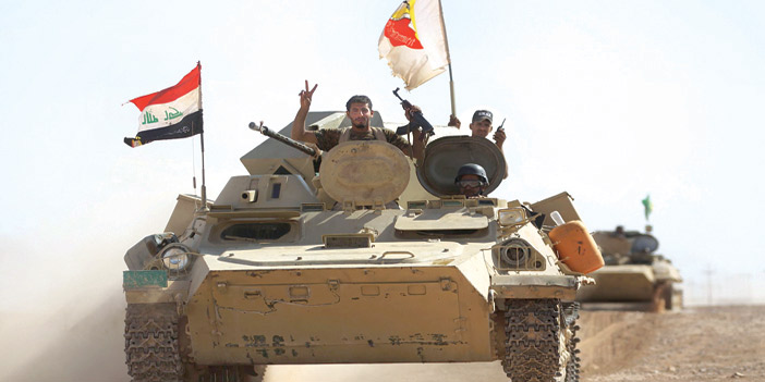  الجيش العراقي يساند قوات التحالف الدولي على الأرض ضد داعش
