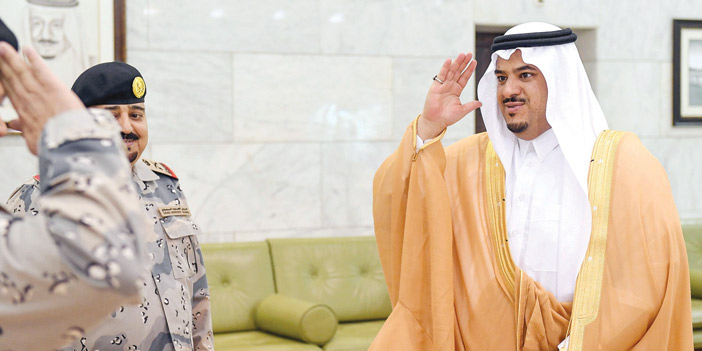 نائب أمير منطقة الرياض ينوّه بجهود حرس الحدود في حماية حدود الوطن 