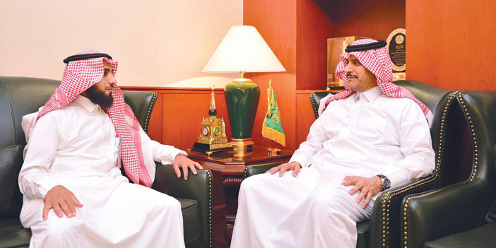  الأمير عبدالرحمن مستقبلاً ابن حسن