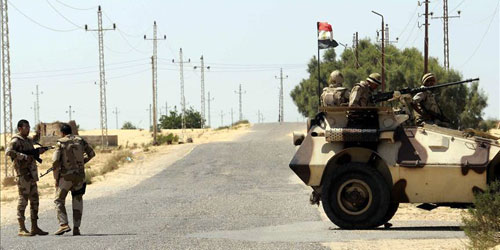 مقتل 3 إرهابيين برصاص الجيش المصري في سيناء 