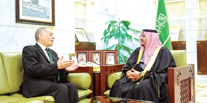  نائب أمير منطقة الرياض لدى استقباله السفير الأردني