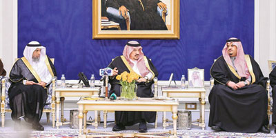 أمير منطقة الرياض يستقبل الأمراء والمسؤولين ومنسوبي مشروع الملك عبدالعزيز للنقل العام 