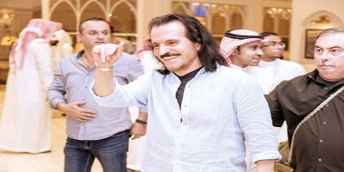 ياني يعقد اليوم مؤتمراً ويحيي حفله الأول في السعودية: ها هي الرحلة العظيمة تبدأ 