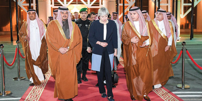 رئيسة وزراء بريطانيا تغادر الرياض 