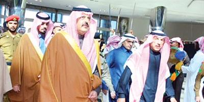 أمير منطقة حائل يفتتح مشروع الأبرار هايبر ماركت مول التجاري 