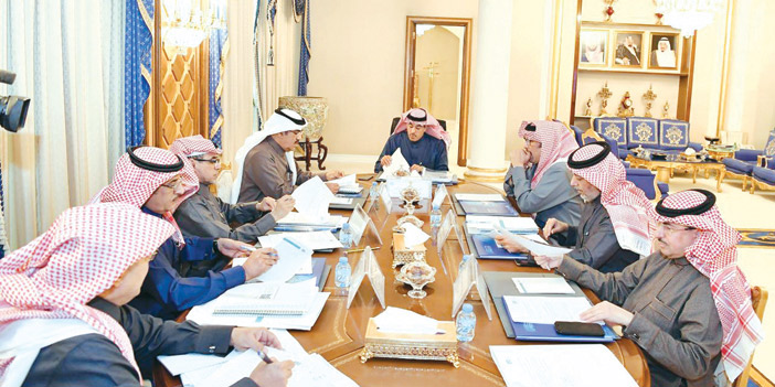  د. العواد خلال ترؤسه المجلس