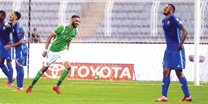  عسيري واصل توهجه وقاد الأهلي لهزيمة الفتح