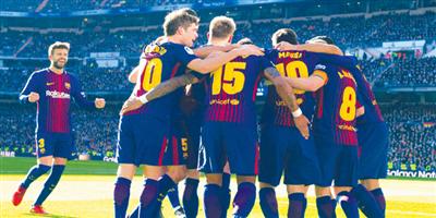 برشلونة يحسم القمة أمام ريال مدريد ويوسع الفارق إلى 14 نقطة 