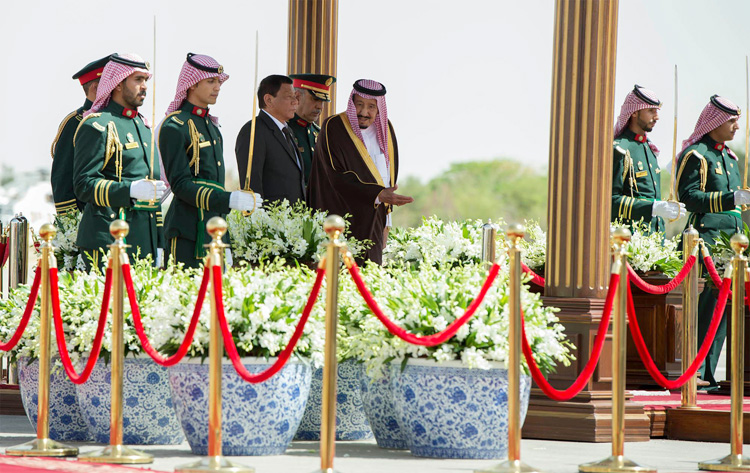 الملك يستقبل الرئيس الفلبيني