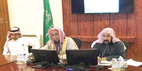  الحسني والغماس خلال انعقاد الجمعية العمومية لجمعية عزم