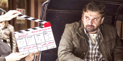  كريم عبدالعزيز خلال تصوير مسلسله «الزيبق»