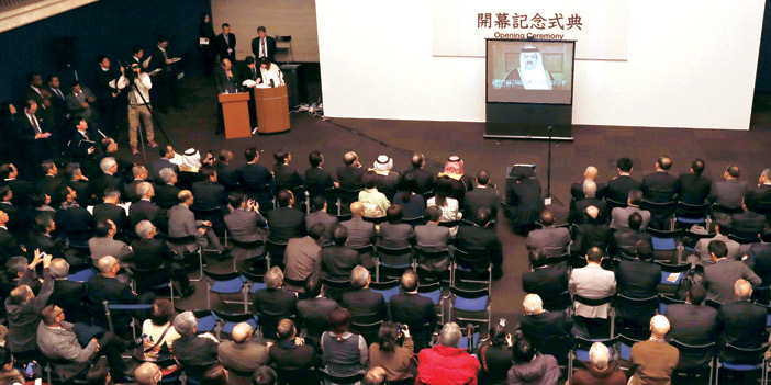   الأمير سلطان بن سلمان متحدثاً في كلمته التلفزيونية في الحفل