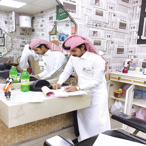   تسجيل ملاحظات رقابية على إحدى المحلات