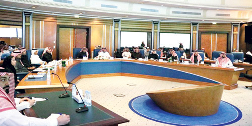 خلال اجتماعه الأول 