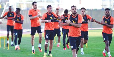 الشباب يواصل تحضيراته للنصر ويخسر بثلاثية من الأولمبي 