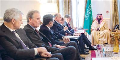 ولي العهد استعرض مع وزير الخزانة ورؤساء كبرى الشركات البريطانية التعاون في المجالات الاقتصادية والتنموية 