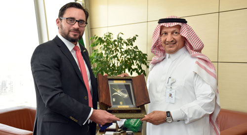 محافظ «الاتصالات» يستقبل سفير نيوزلندا لدى المملكة 