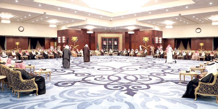   من لقاء المجلس الأسبوعي لأمير المنطقة الشرقية