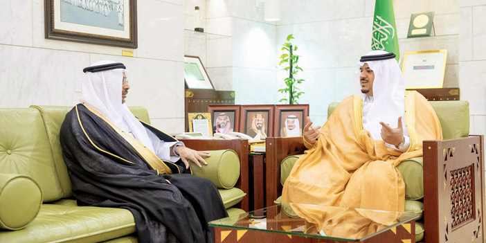  نائب أمير منطقة الرياض يستقبل أمين عام مجلس الشورى