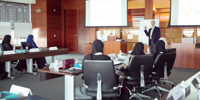 جامعة الملك عبدالله تختتم فعاليات برنامجها التدريبي للقياديات التنفيذية 