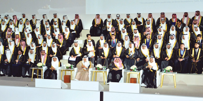 رعى حفل تخريج جامعة الفيصل.. الأمير فيصل بن بندر: 