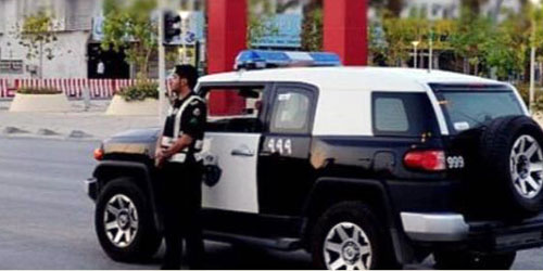 شرطة الرياض تطيح بعصابة سرقت محلات تجارية وسيارات 