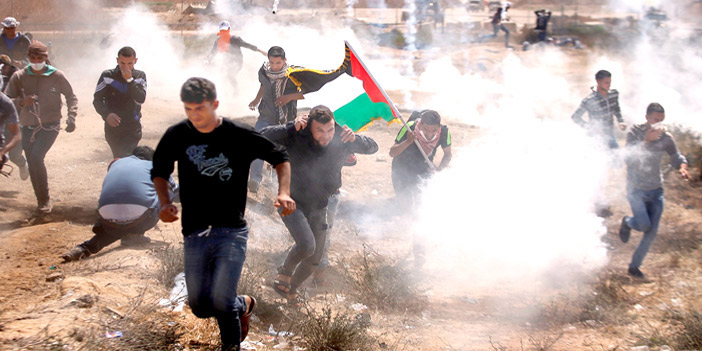  مواجهات بين الفلسطينيين وجنود الاحتلال في غزة