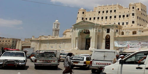 مسلحون مجهولون يغتالون شيخاً قبلياً وجندياً باليمن 