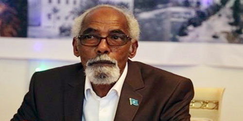 قبل اقتراع على سحب الثقة منه 