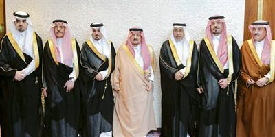 الأمير محمد بن عبدالرحمن بن عياف يحتفل بزواجه من كريمة الأمير متعب بن عبدالرحمن بن فرحان 