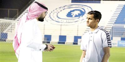 بداية الموسم كنت مشجعاً هلالياً وفي نهايته حملت بطولة الدوري لاعباً.. أنا في حلم 