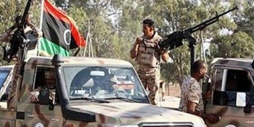 قوات الجيش الليبي تتقدم على محاور مدينة درنة 