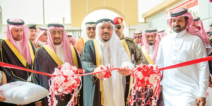  من تدشين سموه مركز النايفة للعناية بالصقور ببريدة