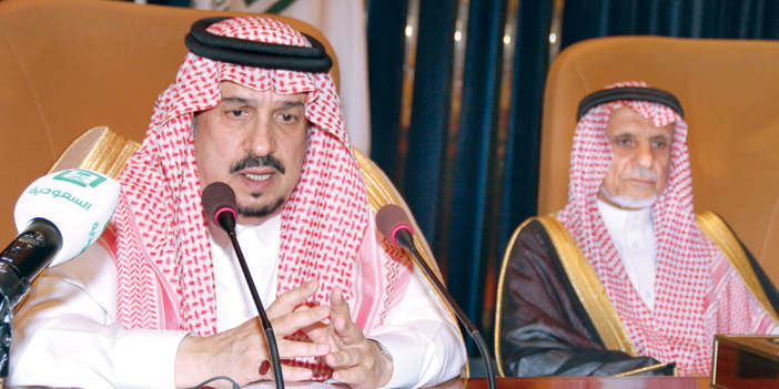  أمير منطقة الرياض خلال رعايته حفل الجمعية العمومية لجمعية إنسان