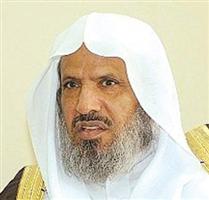 مقام الإفتاء في الفضائيات حمى مستباح لكل حافٍ ومنتعل 