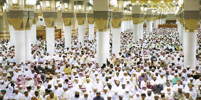 400 ألف مصلٍ في المسجد النبوي يوميًا 