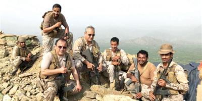قائد القوات المشتركة يزور الوحدات العسكرية في منطقة العمليات باليمن 