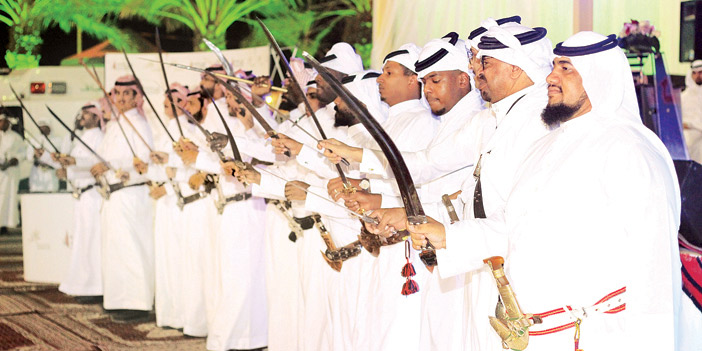  احتفالات أهالي بيشة