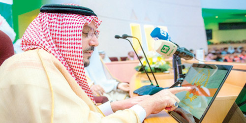  لقطات من حفل تدشين سموه لرابطة القصيم للتطوع