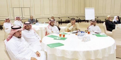  جانب من الورشة