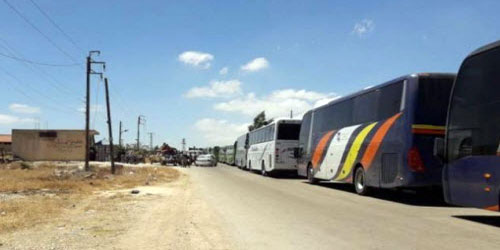 وصول مئات المدنيين والمقاتلين إلى الشمال السوري   