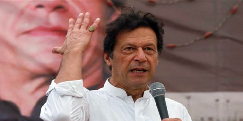 الأحزاب الباكستانية ترفض فوز عمران خان 