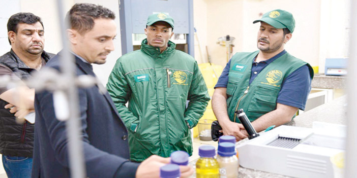  فريق المركز خلال الزيارة